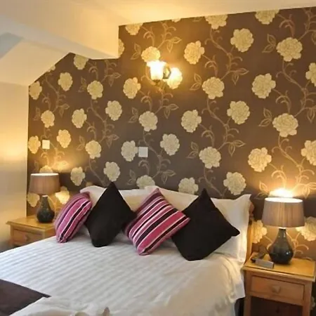 Wellington 4*